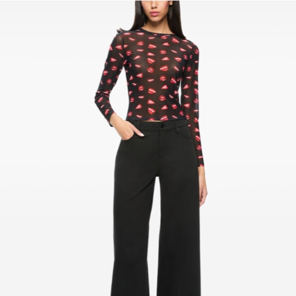 alice + olivia x Tom Wesselmann Delaina crop top - Picture 4 of 8